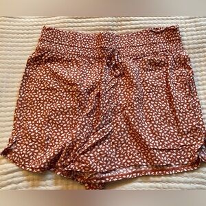 Abercrombie & Fitch Rust Leaf-Print High Waist Shorts